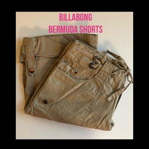 Billabong Bermuda Shorts Good Condition 💖